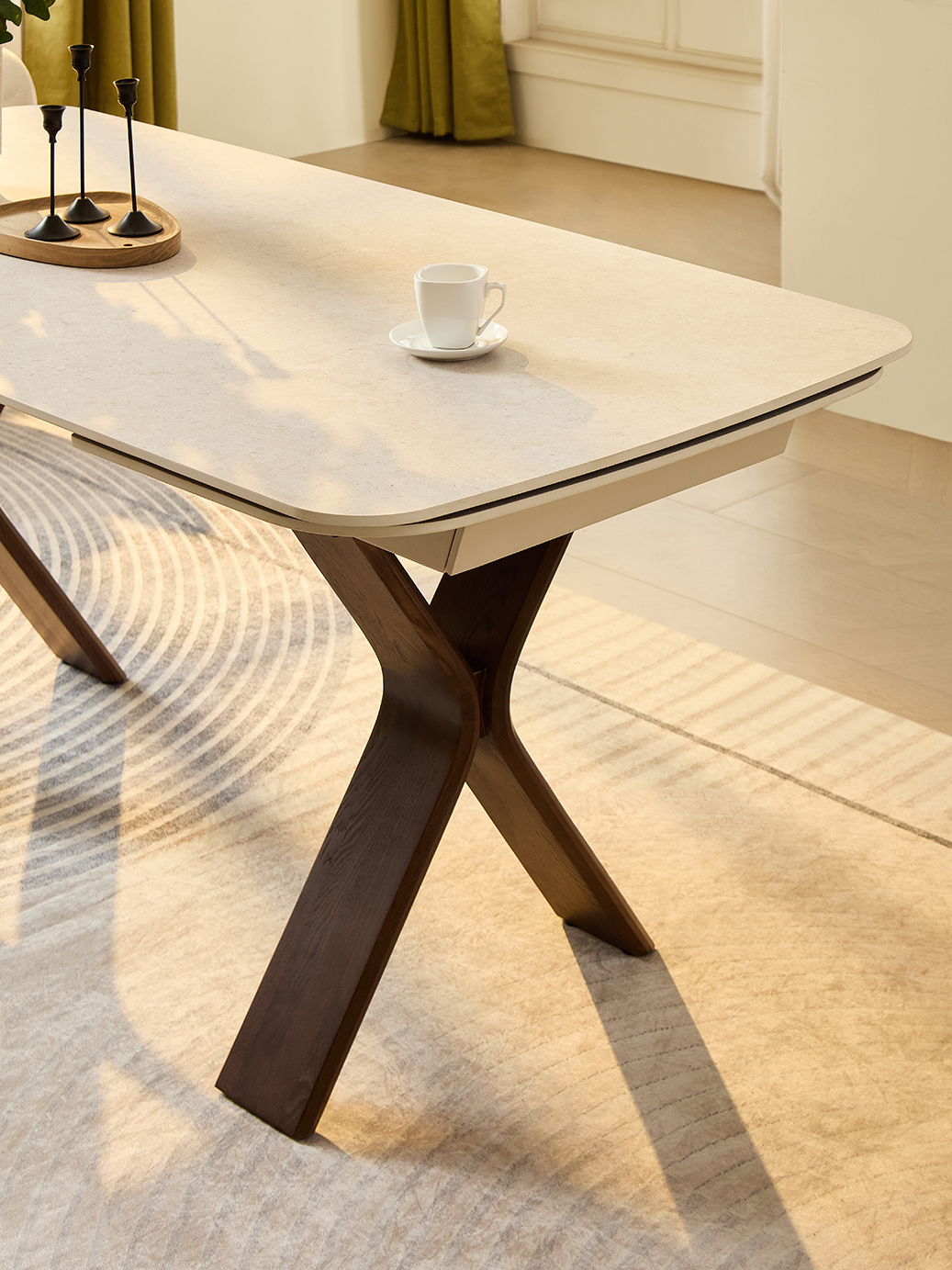 Reliable Furniture Extension Dining Table